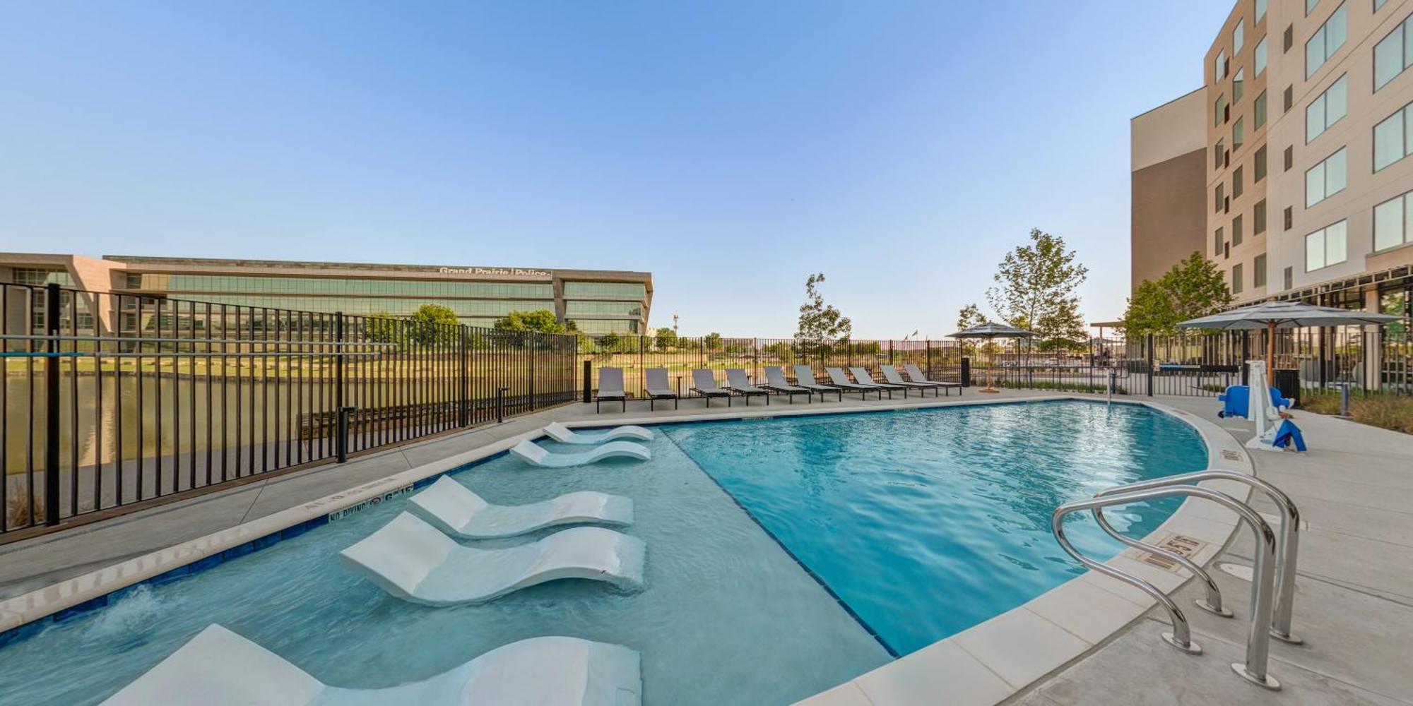 Homewood Suites By Hilton Grand Prairie At Epiccentral Экстерьер фото